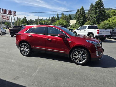 Used 2023 Cadillac XT5 Premium Luxury AWD/4WD image 3