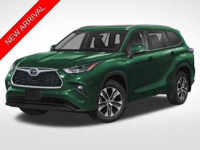 Used 2024 Toyota Highlander LE