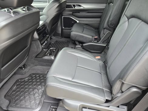 New 2026 Jeep Grand Wagoneer Limited AWD/4WD image 22