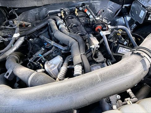 Used 2025 Ford F150 XLT w/ Equipment Group 301A Standard AWD/4WD image 31
