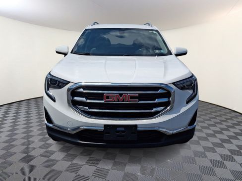 Used 2019 GMC Terrain SLT w/ Preferred Package AWD/4WD image 2