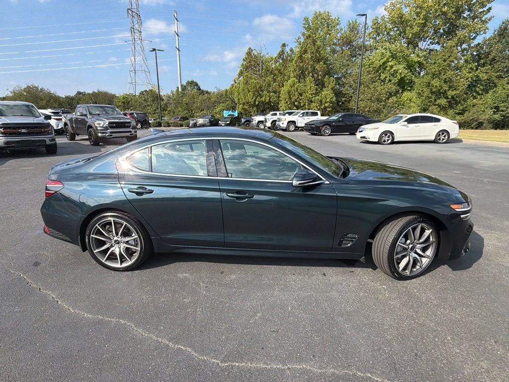 Used 2025 Genesis G70 2.5T AWD/4WD image 22