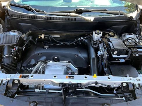 Used 2018 Chevrolet Equinox Premier AWD/4WD image 31