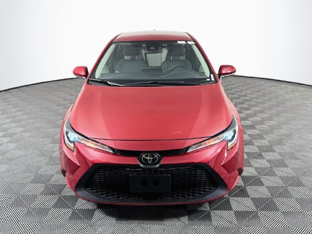 Used 2020 Toyota Corolla LE FWD image 2