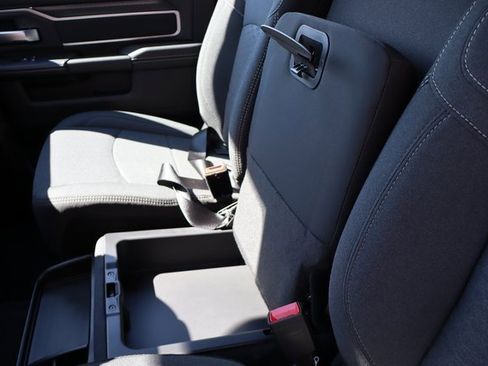 Used 2025 RAM 2500 Big Horn image 30