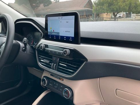 Used 2022 Ford Escape SE image 69