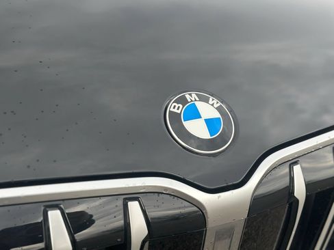 New 2026 BMW X1 xDrive28i w/ Technology Package AWD/4WD image 10