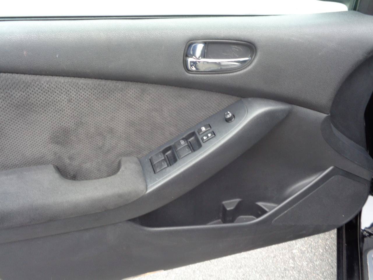 Used 2009 Nissan Altima 2.5 S FWD image 20