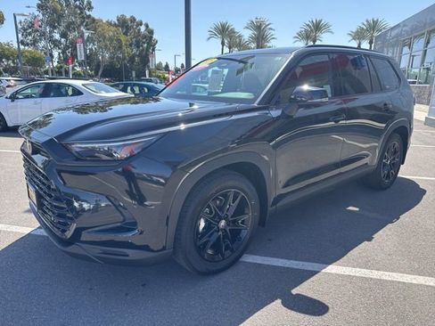 Certified 2026 Toyota Grand Highlander AWD Hybrid image 10