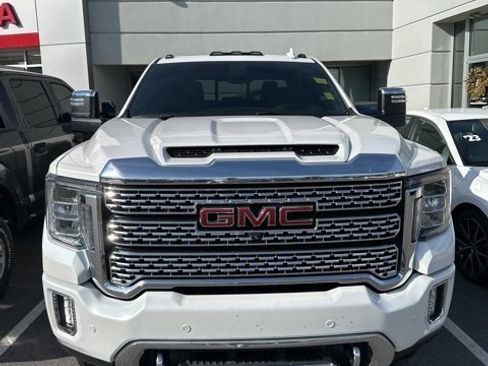 Used 2023 GMC Sierra 2500 Denali w/ Denali Ultimate Package image 2