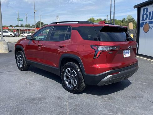 Used 2025 Chevrolet Equinox ACTIV w/ Safety and Technology Package image 3