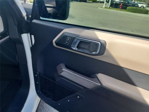 Used 2022 Ford Bronco Wildtrak image 26