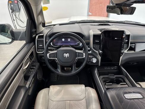 Used 2025 RAM 1500 Tungsten AWD/4WD image 33