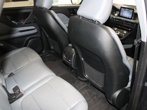 Used 2022 Lincoln Corsair Reserve w/ Equipment Group 201A image 34