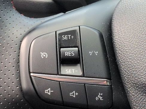 Used 2025 Ford Escape ST-Line AWD/4WD image 6