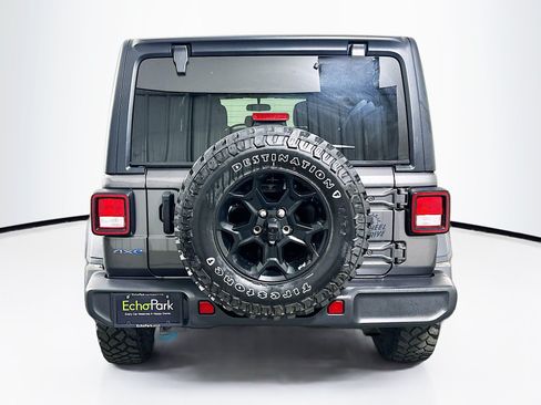 Used 2023 Jeep Wrangler Unlimited w/ Convenience Group AWD/4WD image 7