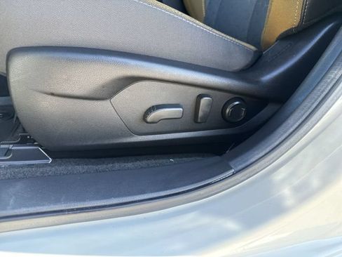 Certified 2024 Subaru Crosstrek 2.5i Sport AWD/4WD image 19