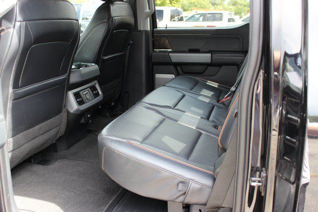 Used 2025 Ford F350 Lariat w/ Black Appearance Package AWD/4WD image 7