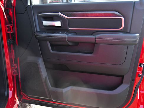 Used 2024 RAM 2500 Big Horn w/ Night Edition image 50