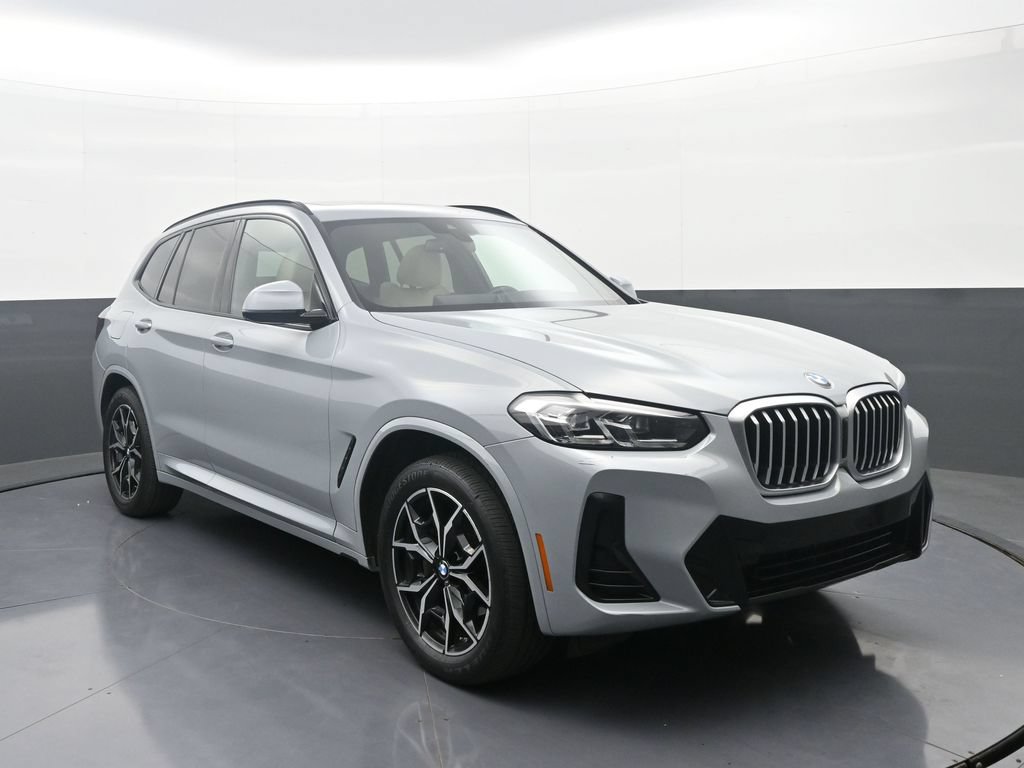 Used 2023 BMW X3 xDrive30i w/ M Sport Package AWD/4WD image 3