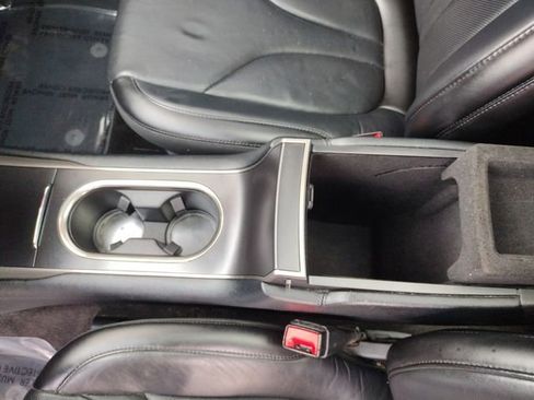 Used 2017 Lincoln MKC Reserve w/ Lincoln MKC Climate Package image 29