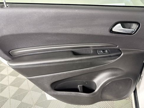 Used 2021 Dodge Durango SXT RWD image 24