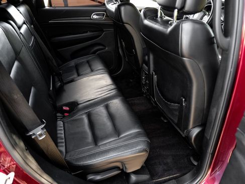 Used 2017 Jeep Grand Cherokee Limited image 45