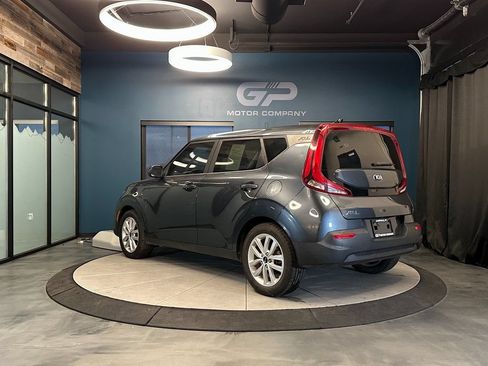 Used 2020 Kia Soul LX FWD image 5