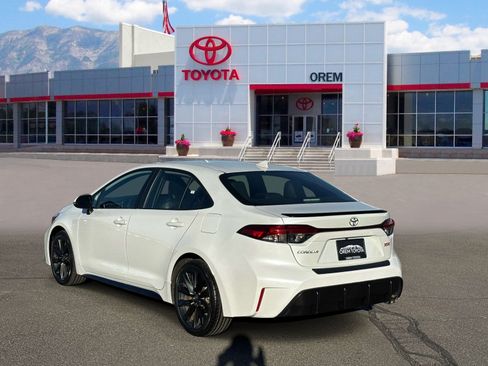 Used 2024 Toyota Corolla XSE FWD image 6