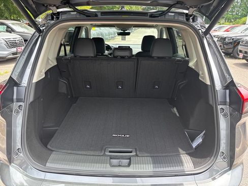 New 2026 Nissan Rogue Dark Armor FWD image 16