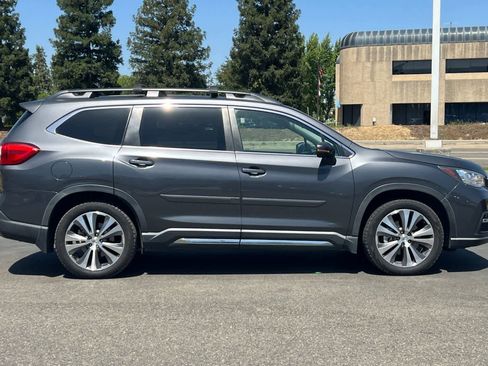Used 2020 Subaru Ascent Limited w/ Technology Package image 9