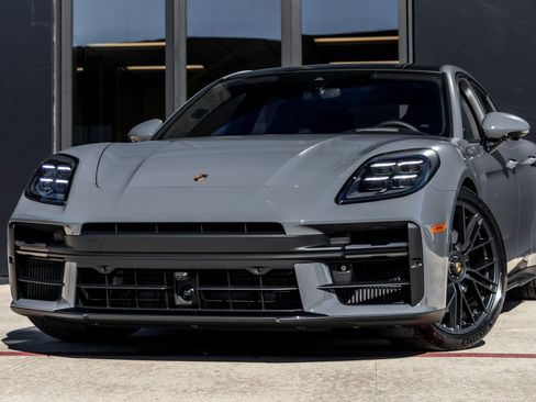 New 2026 Porsche Panamera GTS image 7