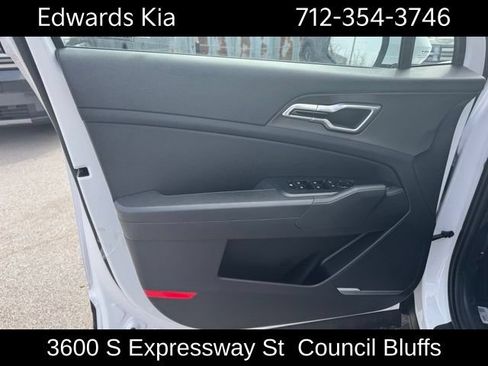 New 2026 Kia Sportage LX w/ LX Convenience Package AWD/4WD image 12