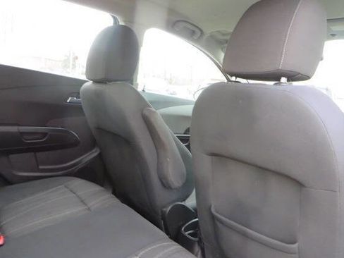 Used 2016 Chevrolet Sonic LT image 38