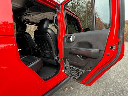 Used 2020 Jeep Gladiator Rubicon image 36