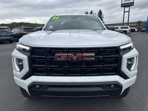 New 2025 GMC Canyon Elevation w/ Convenience Package image 8