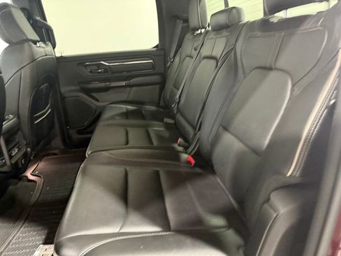 Used 2022 RAM 1500 Limited AWD/4WD image 9
