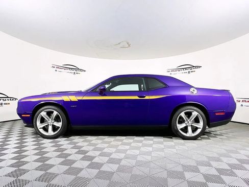 Used 2016 Dodge Challenger R/T w/ Driver Convenience Group image 5