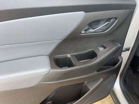 Used 2019 Chevrolet Traverse LT w/ LT Premium Package image 29