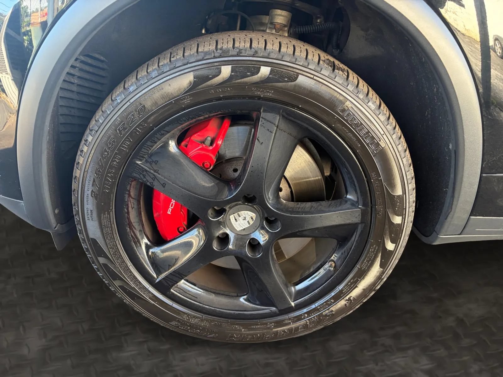 Used 2013 Porsche Cayenne Turbo AWD/4WD image 36