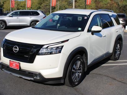 Used 2022 Nissan Pathfinder SL w/ SL Black Package