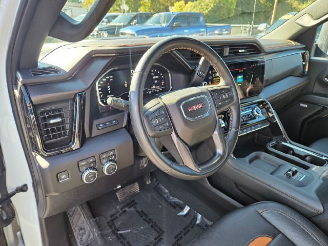Used 2025 GMC Sierra 3500 AT4 w/ AT4 Premium Plus Package AWD/4WD image 24