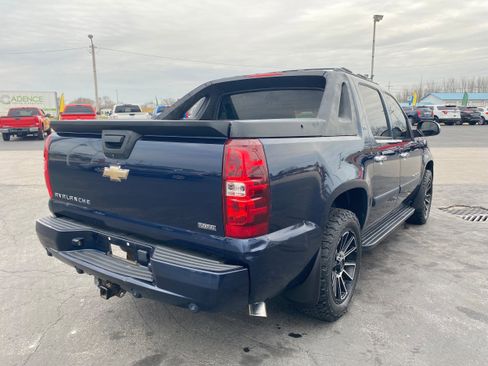 Used 2008 Chevrolet Avalanche LTZ w/ LTZ Preferred Equipment Group image 5