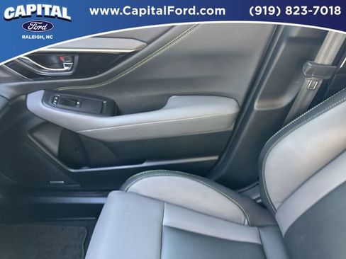 Used 2025 Subaru Outback Onyx Edition AWD/4WD image 28