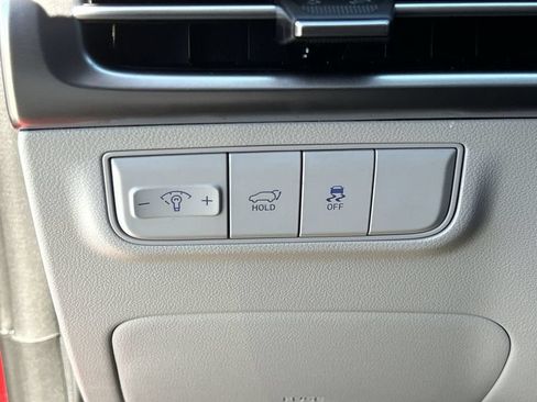Used 2025 Hyundai Tucson SEL FWD image 23