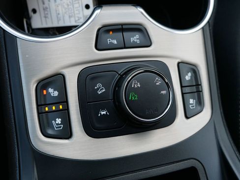 Used 2018 GMC Terrain Denali w/ Advanced Safety Package image 21