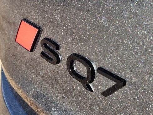 New 2026 Audi SQ7 Premium Plus AWD/4WD image 10