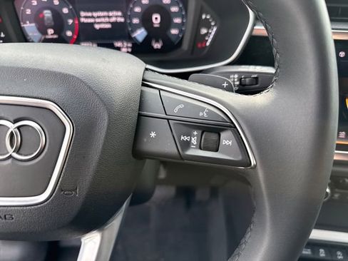 Used 2025 Audi Q3 2.0T Premium Plus w/ Premium Plus Package image 15
