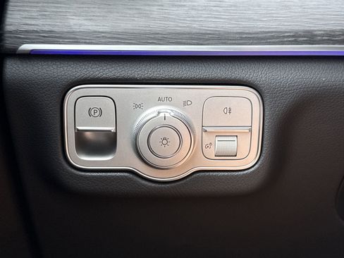 New 2026 Mercedes-Benz GLS 450 4MATIC image 24