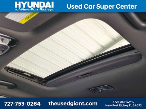 Used 2023 Hyundai Santa Cruz Limited AWD/4WD image 18